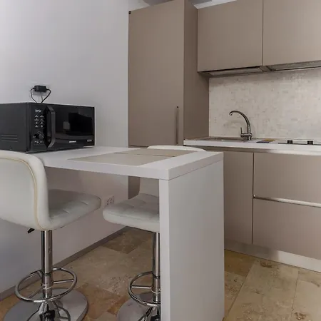 Astria Amalfi - Complex Novum