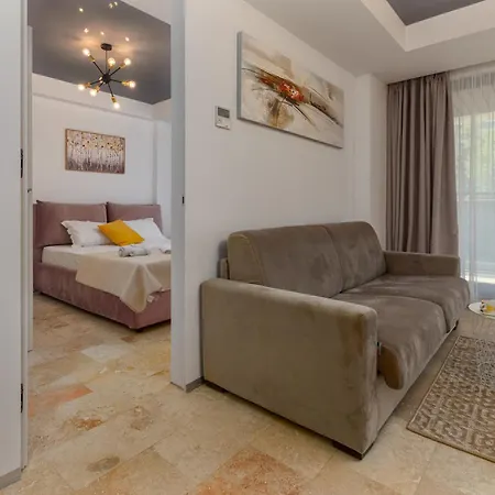 Astria Amalfi - Complex Novum *